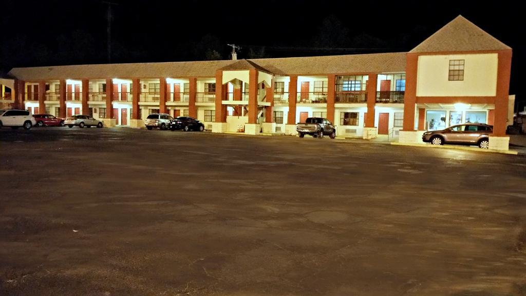 Budget Inn Of Jasper Buitenkant foto